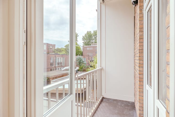 Photo 18 of Zocherstraat 5-1