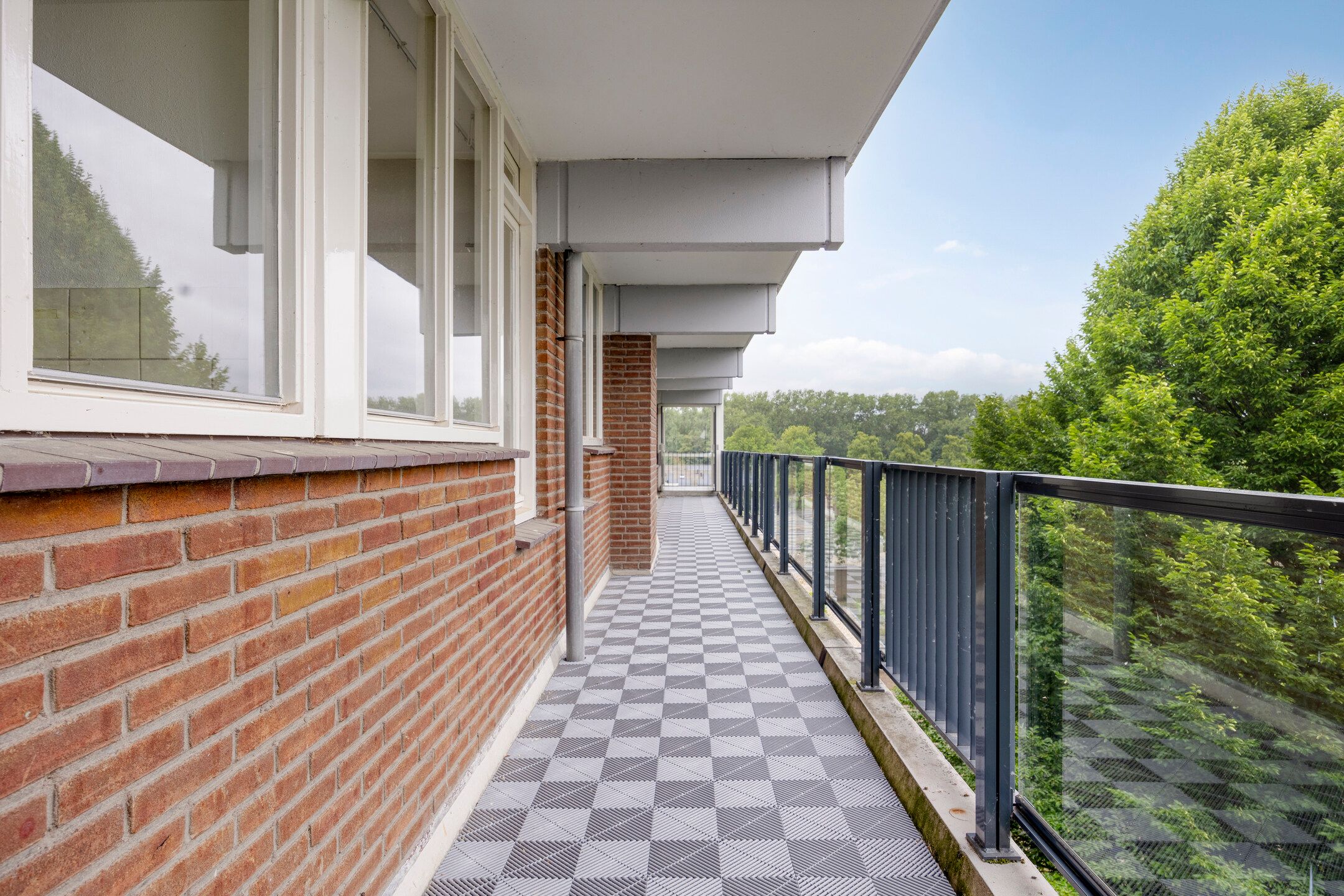 Foto 6 van Loplein 65