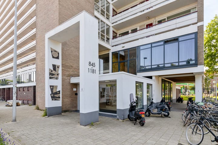 Foto 22 van Burgemeester Hogguerstraat 1089