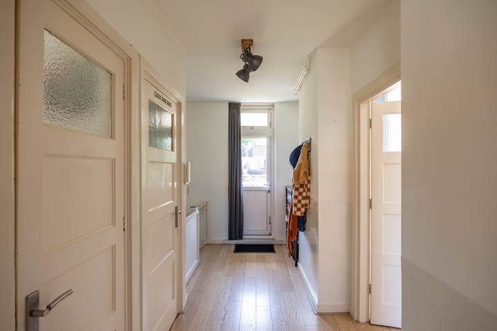 Foto 18 van Ambonstraat 28-B