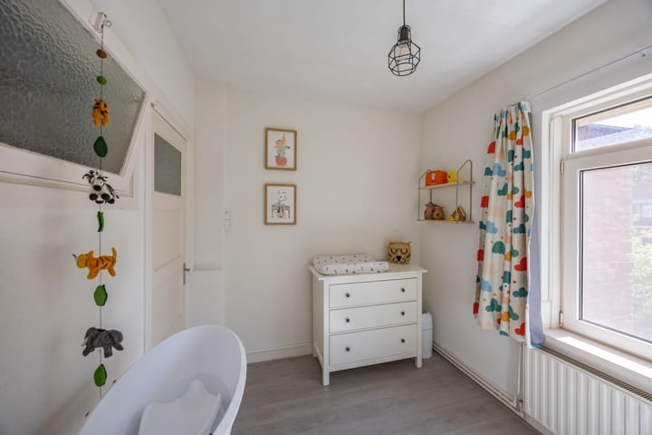 Foto 37 van Ambonstraat 28-B