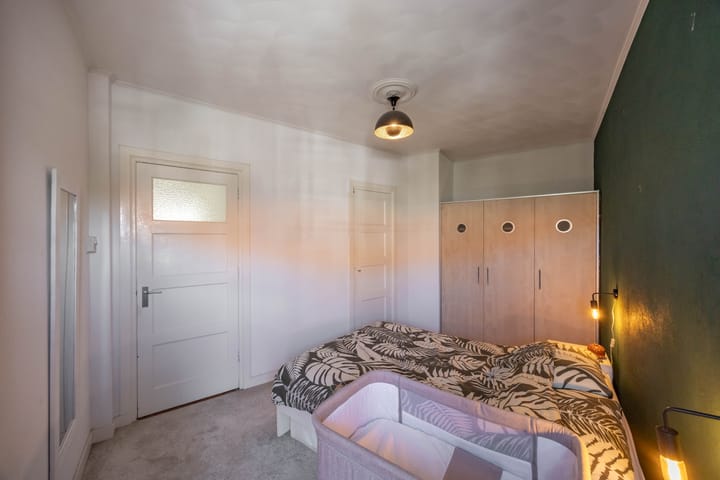 Foto 44 van Ambonstraat 28-B