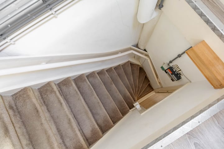 Foto 46 van Ambonstraat 28-B