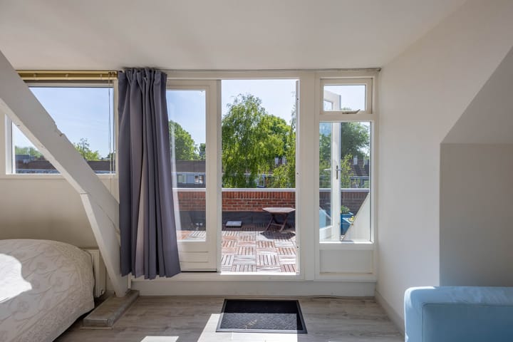 Foto 54 van Ambonstraat 28-B