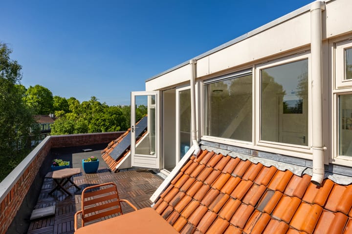 Foto 56 van Ambonstraat 28-B