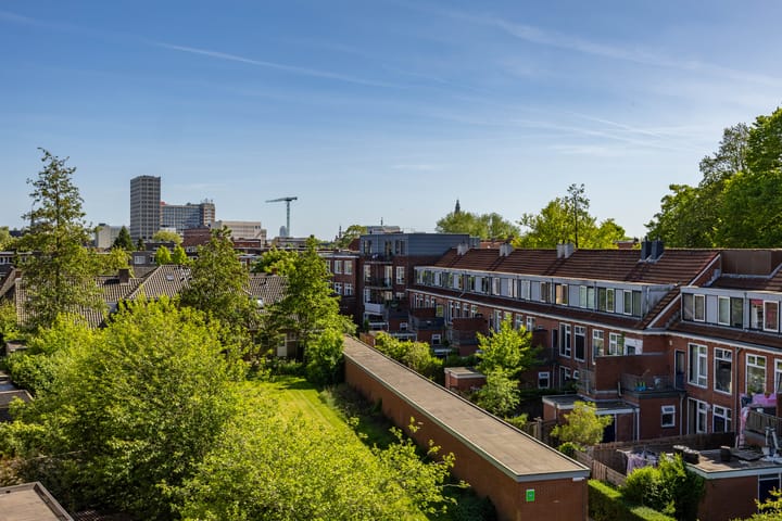 Foto 58 van Ambonstraat 28-B