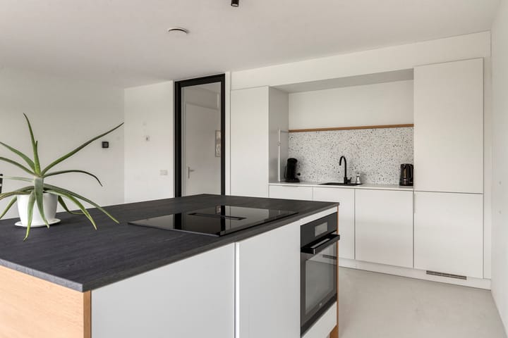 Foto 6 van Puccinistraat 9