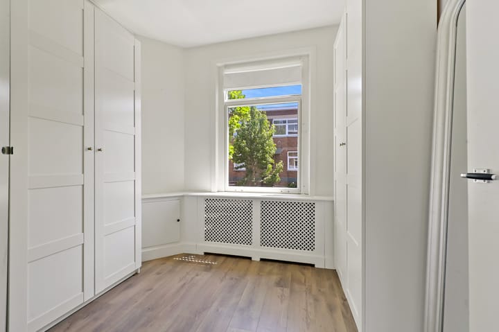 Photo 20 of Stuyvesantstraat 64