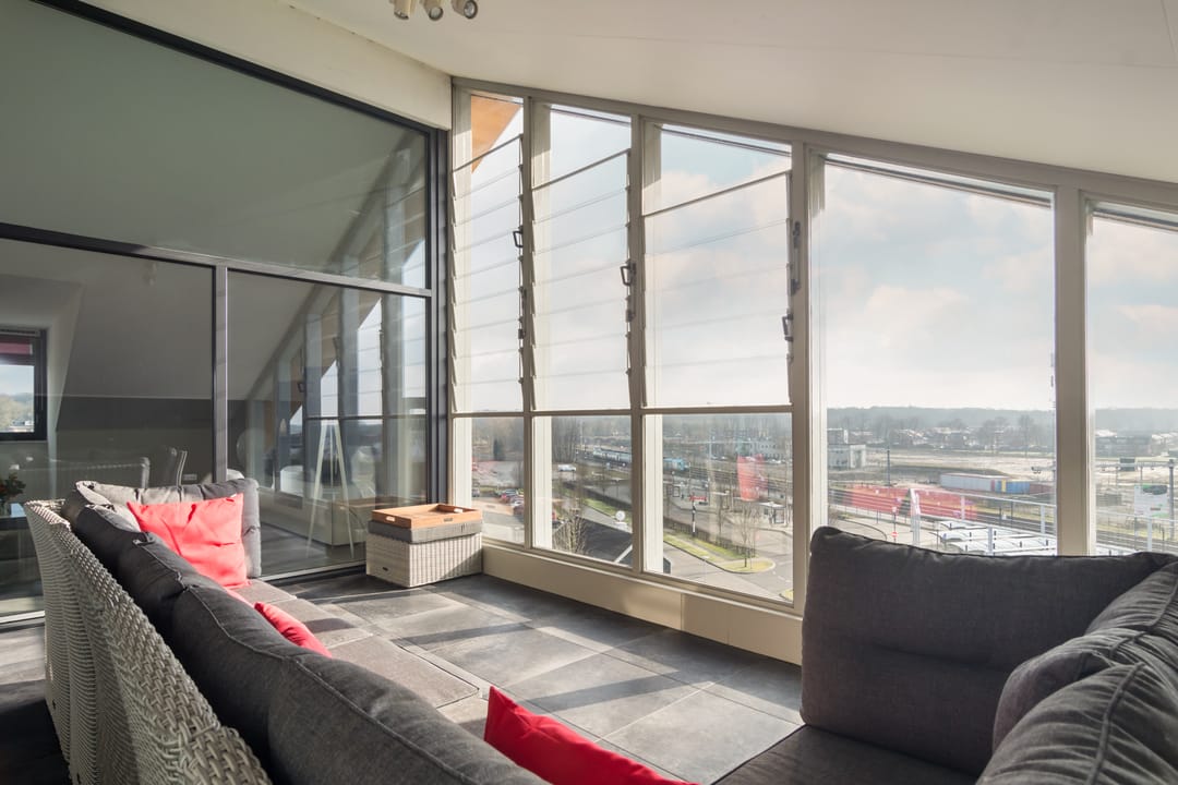 Foto 13 van Stationsplein 45