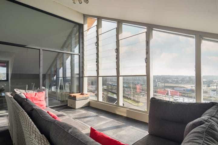 Foto 13 van Stationsplein 45