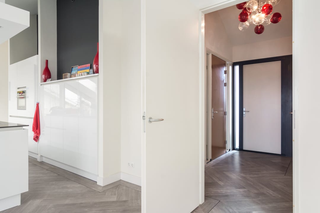 Foto 8 van Stationsplein 45