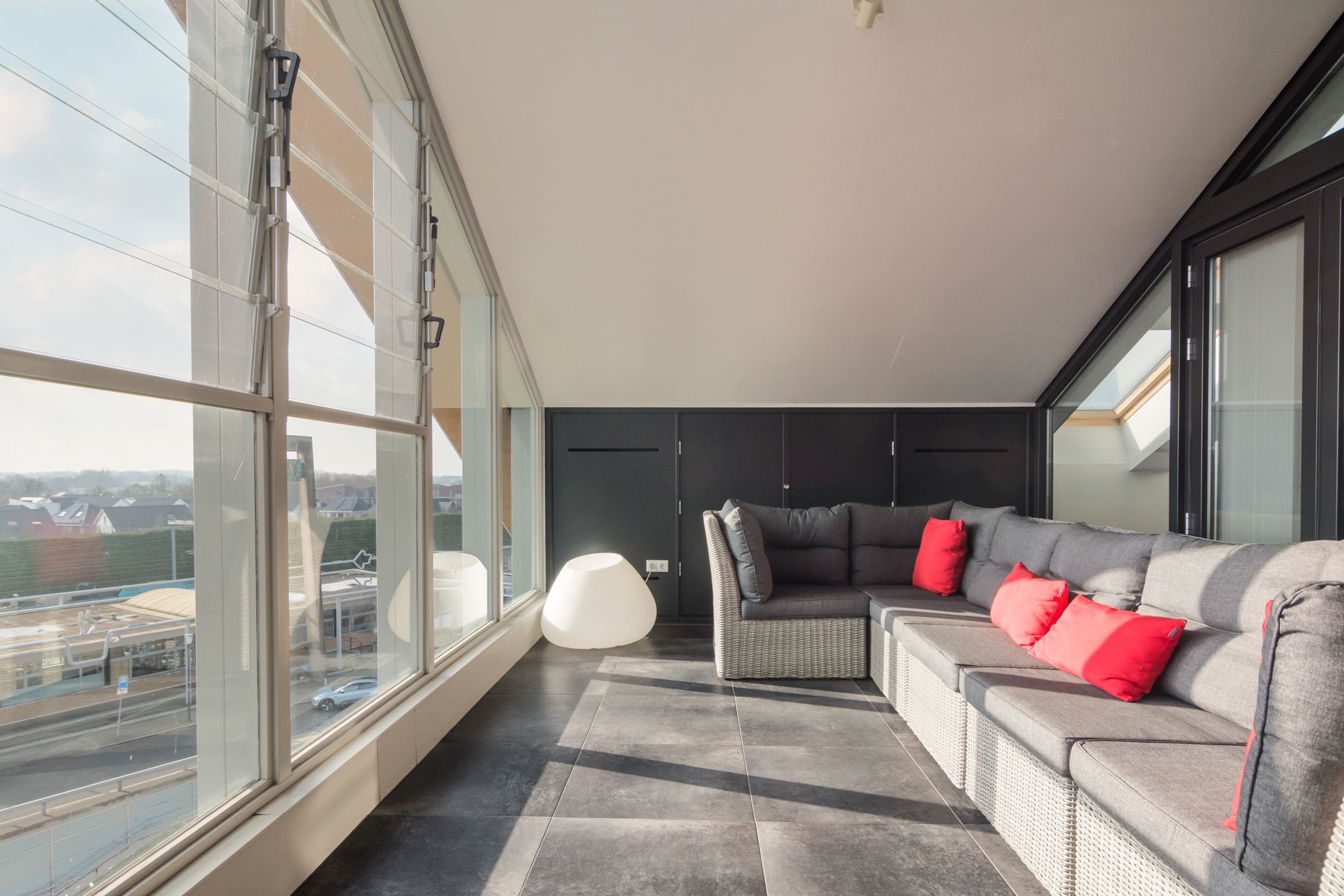 Foto 12 van Stationsplein 45