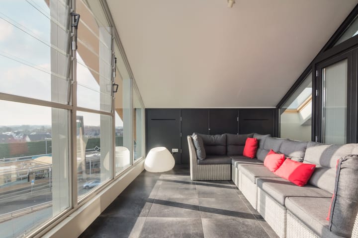 Foto 12 van Stationsplein 45