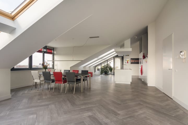 Foto 14 van Stationsplein 45