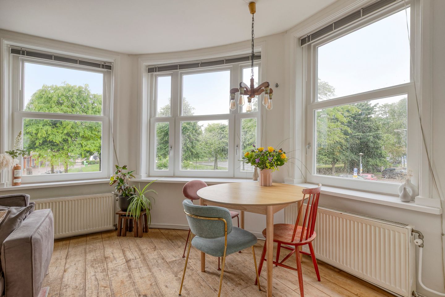 Photo 4 of Theophilusstraat 1-1