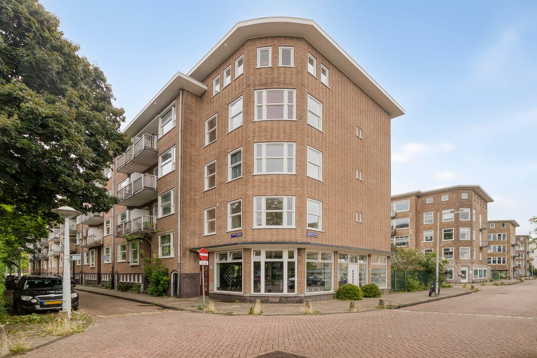 Photo 1 of Theophilusstraat 1-1