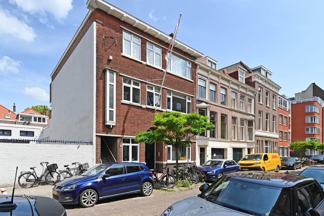 Foto 1 van De Ruijterstraat 35