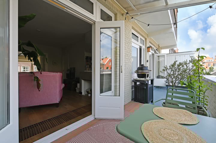 Foto 13 van De Ruijterstraat 35