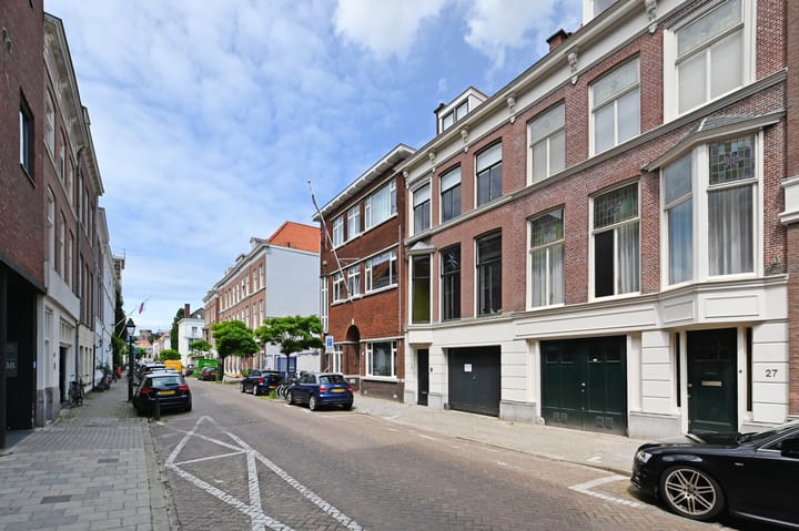 Foto 25 van De Ruijterstraat 35