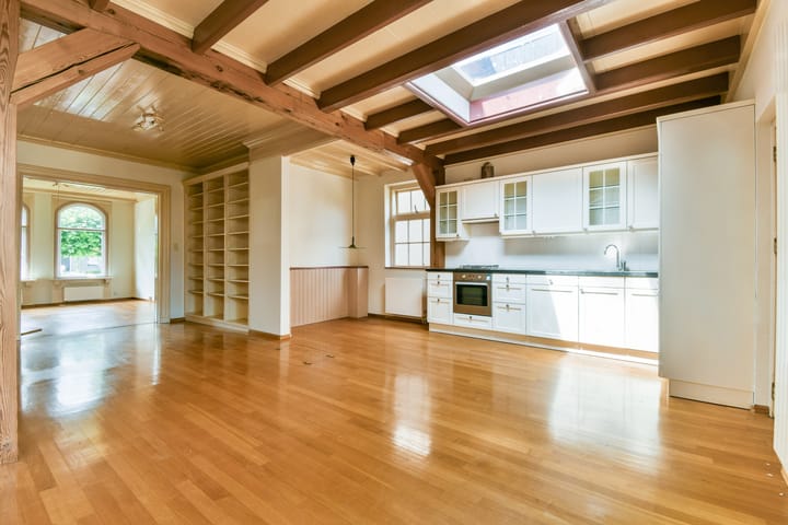 Foto 13 van Middenweg 180