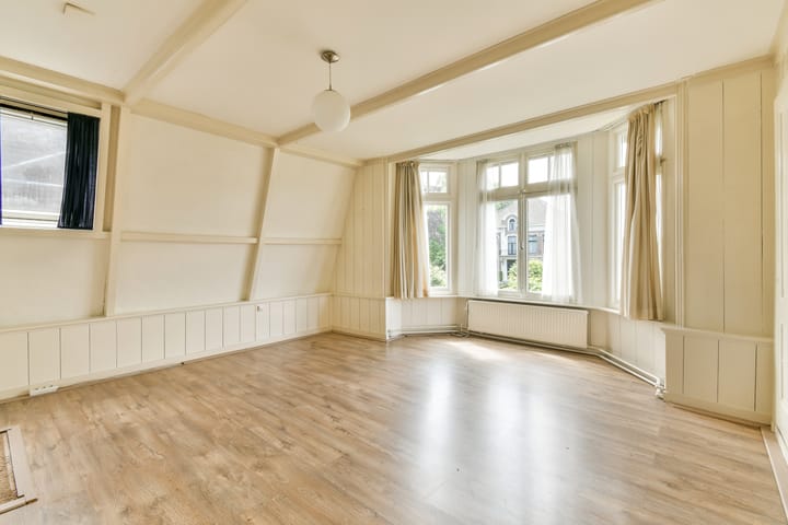 Foto 16 van Middenweg 180