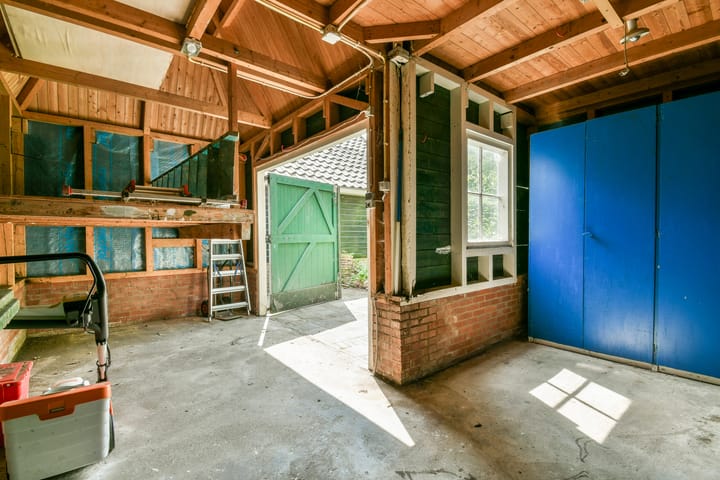 Foto 33 van Middenweg 180