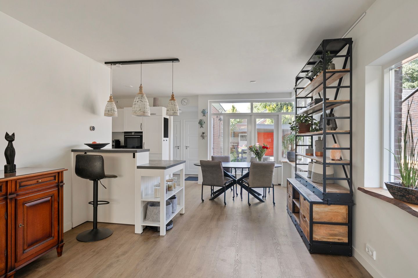 Foto 10 van Willem de Clercqstraat 61