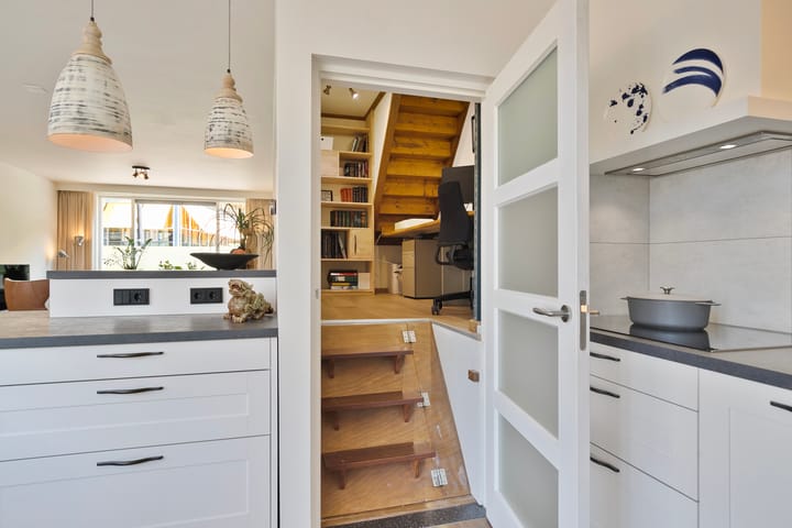 Foto 20 van Willem de Clercqstraat 61