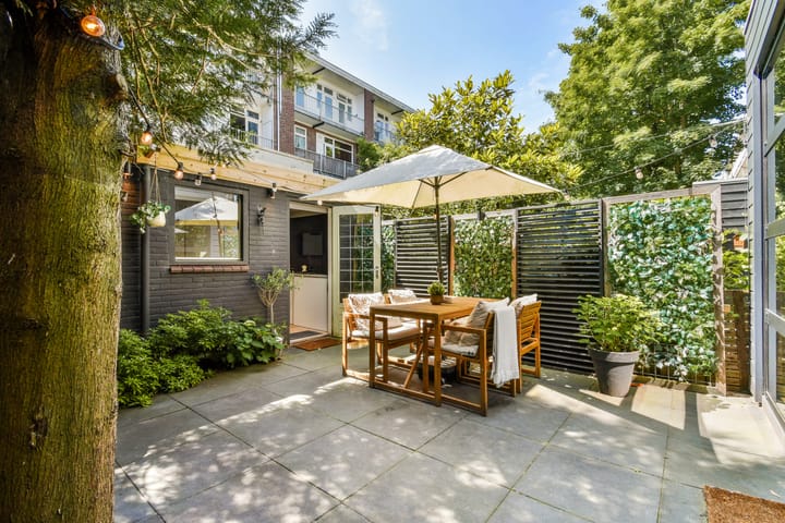 Photo 2 of Orteliusstraat 99-H