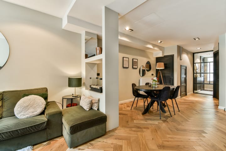 Photo 9 of Orteliusstraat 99-H