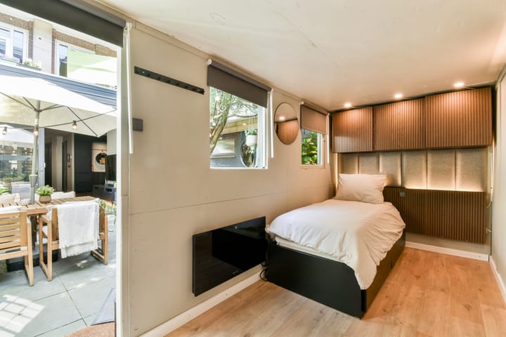 Photo 24 of Orteliusstraat 99-H