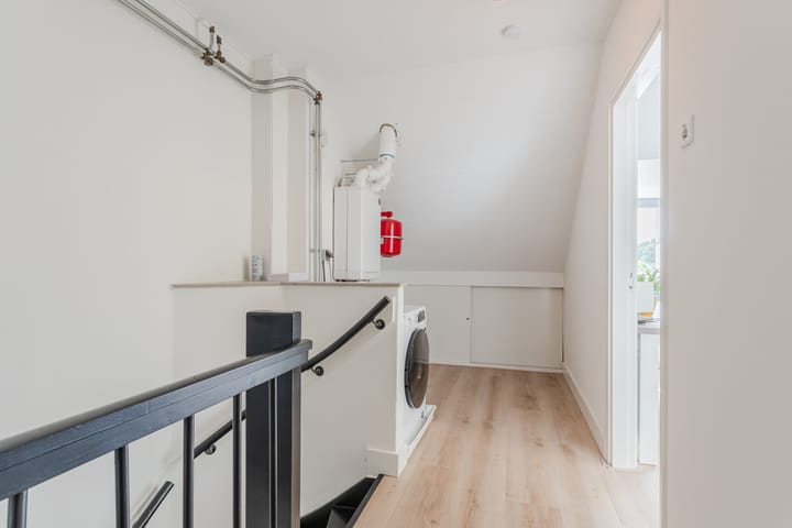 Photo 28 of Oranjeplantsoen 9