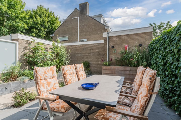 Photo 31 of Oranjeplantsoen 9