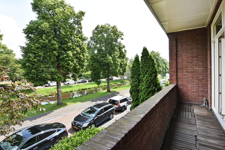 Foto 2 van van Woudekade 20