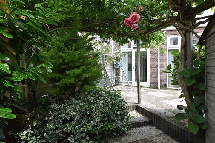 Foto 19 van van Woudekade 20