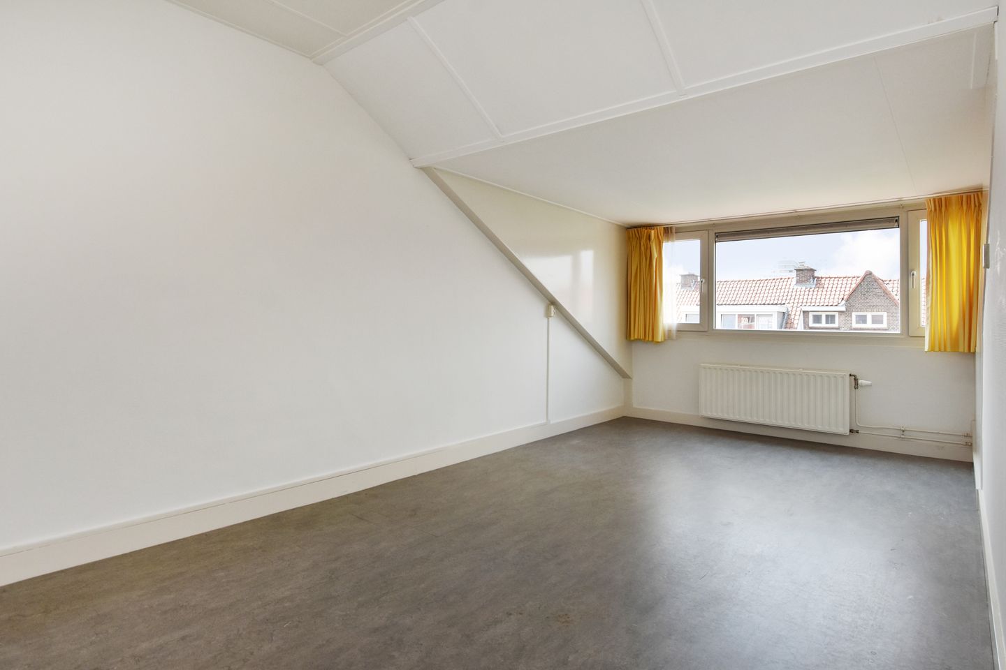 Foto 34 van van Woudekade 20