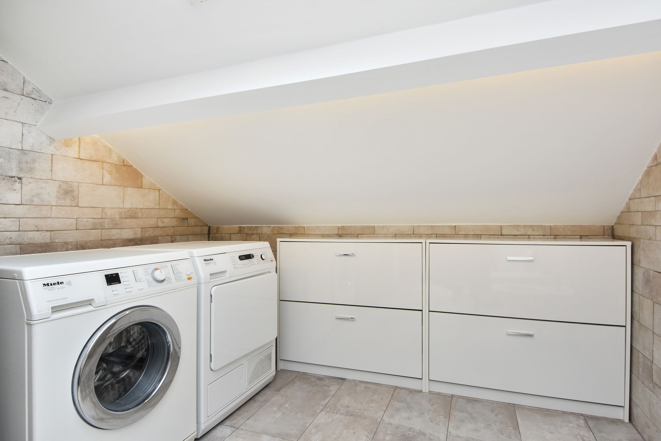 Foto 36 van van Woudekade 20