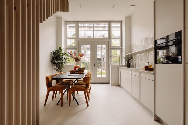 Photo 3 of Filips van Almondestraat 15-M