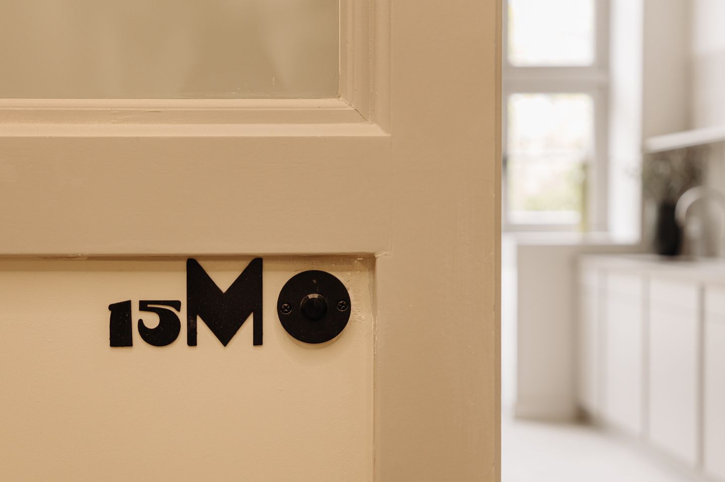 Foto 35 van Filips van Almondestraat 15-M