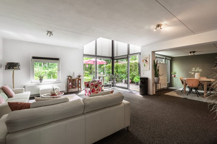 Foto 2 van Richard Heubergerhof 7