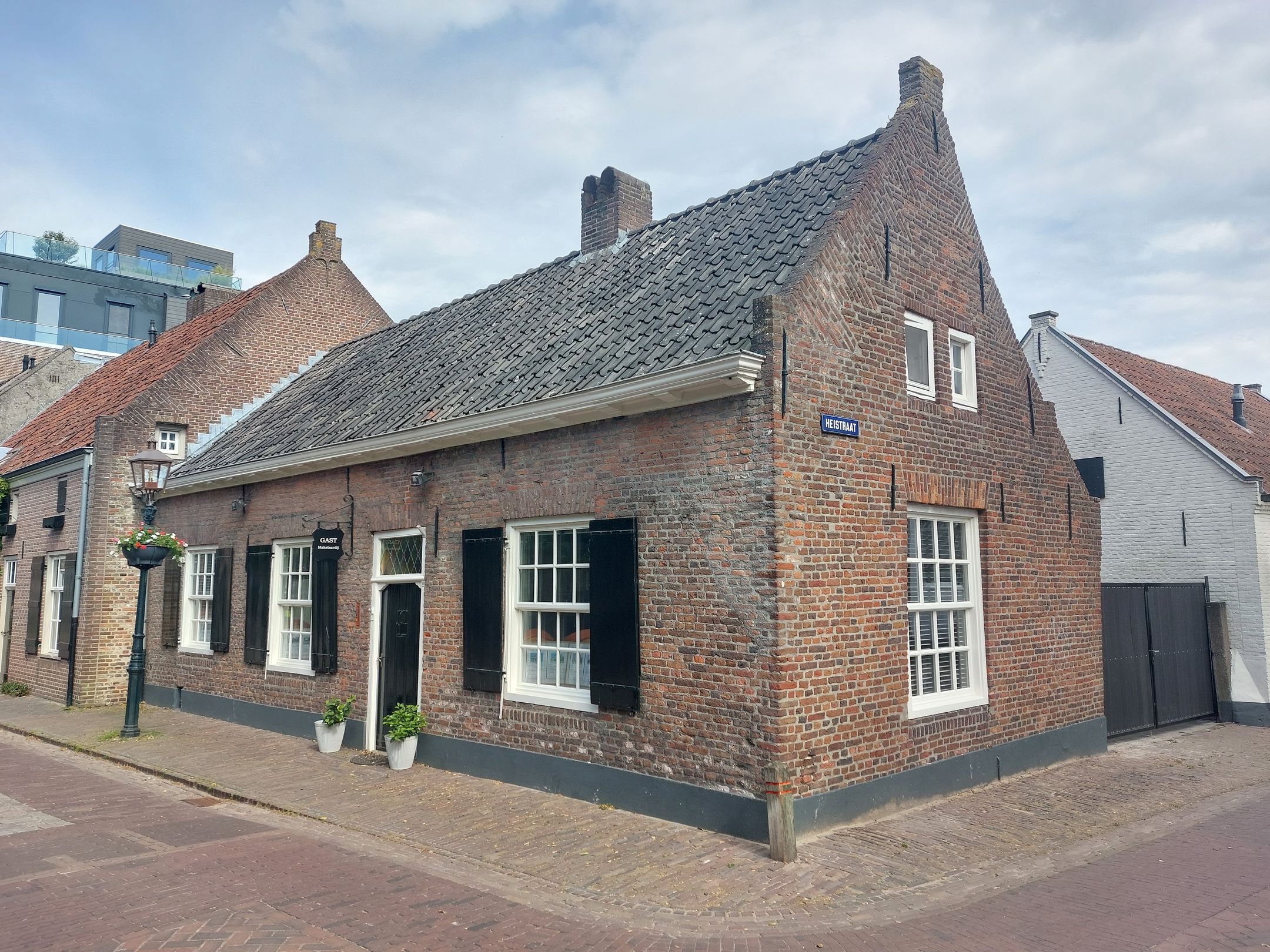Photo 3 of Koestraat 10