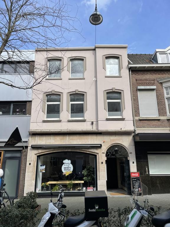 Oranje Nassaustraat 14, Heerlen