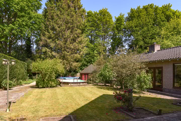 Photo 2 of Huizerstraatweg 16-F