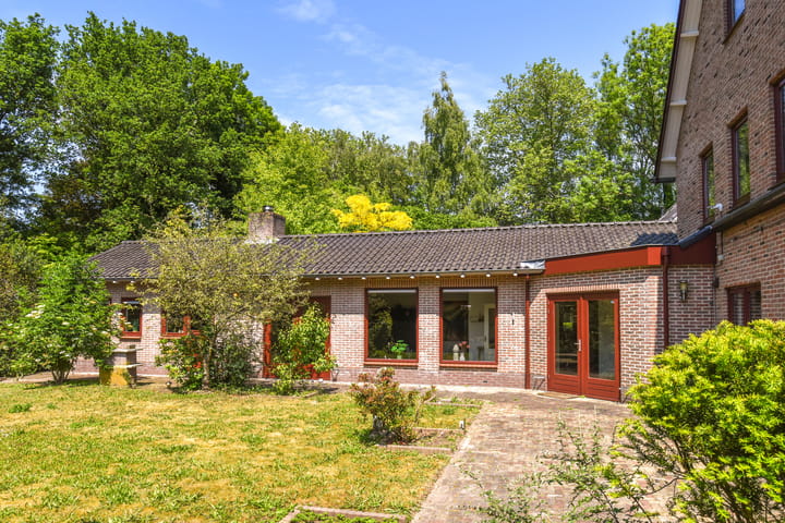 Photo 4 of Huizerstraatweg 16-F