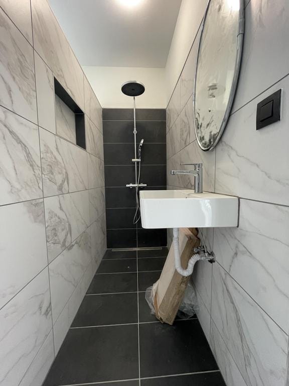 Photo 10 of Oranje Nassaustraat 14-A