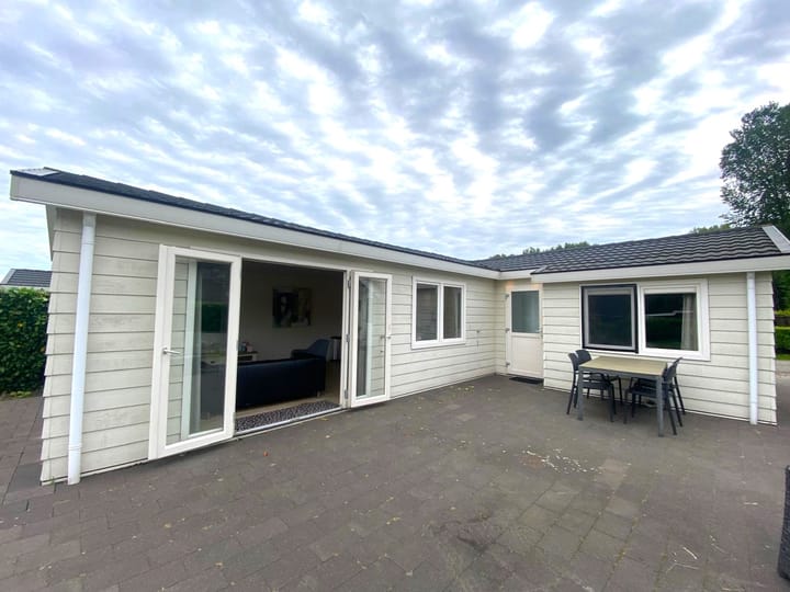 Photo 2 of Zuiderweg 2-161