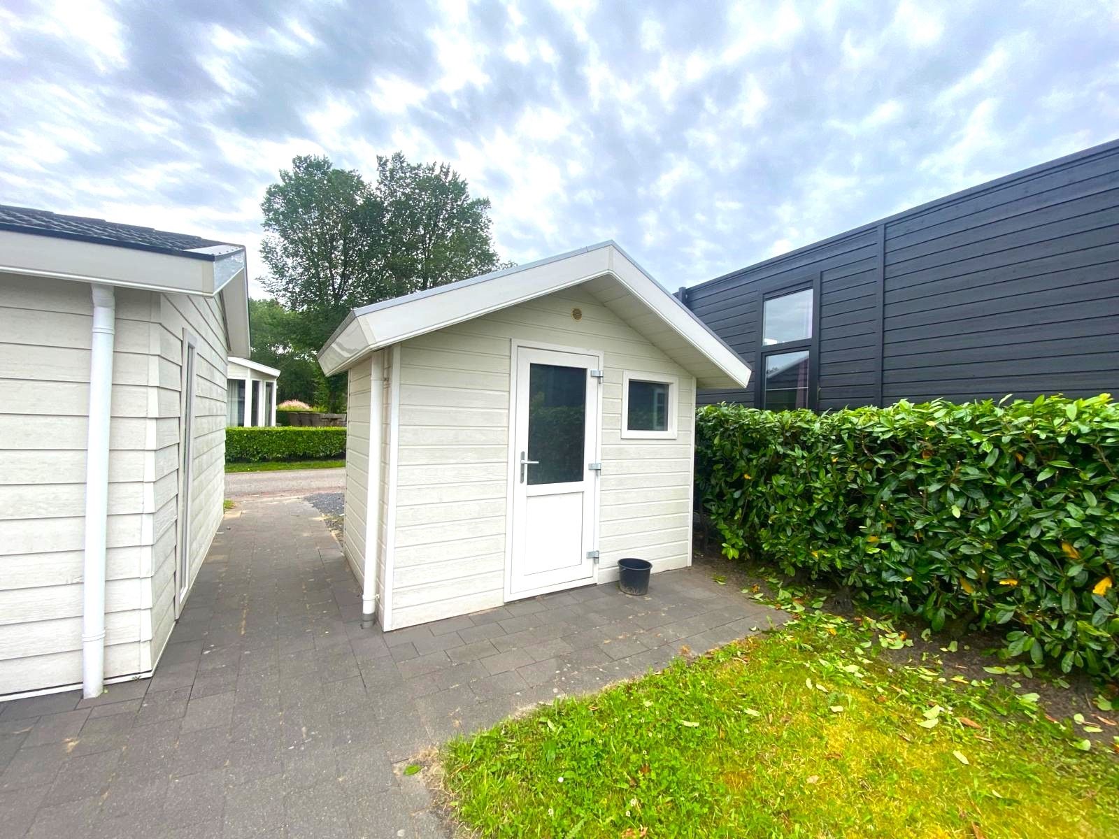 2-bedroom freehold villa in Halfweg — photo 4 of 5