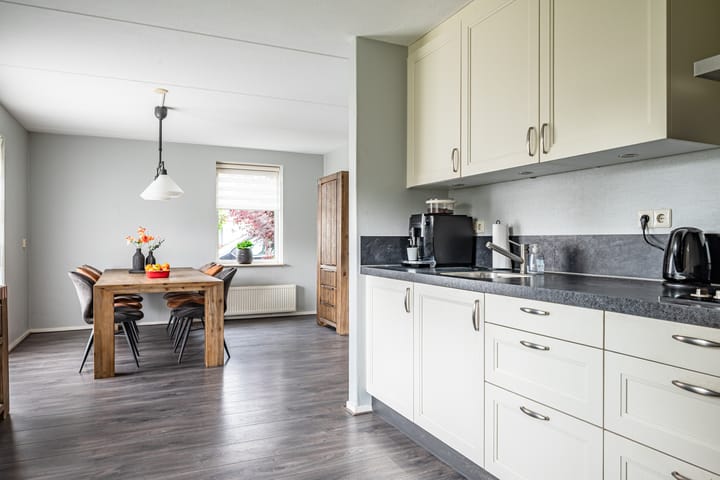 Photo 12 of Iepenlaan 9