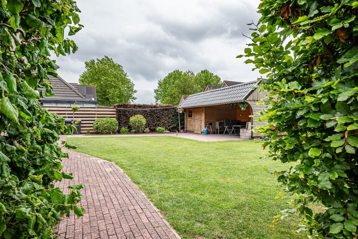 Photo 27 of Iepenlaan 9