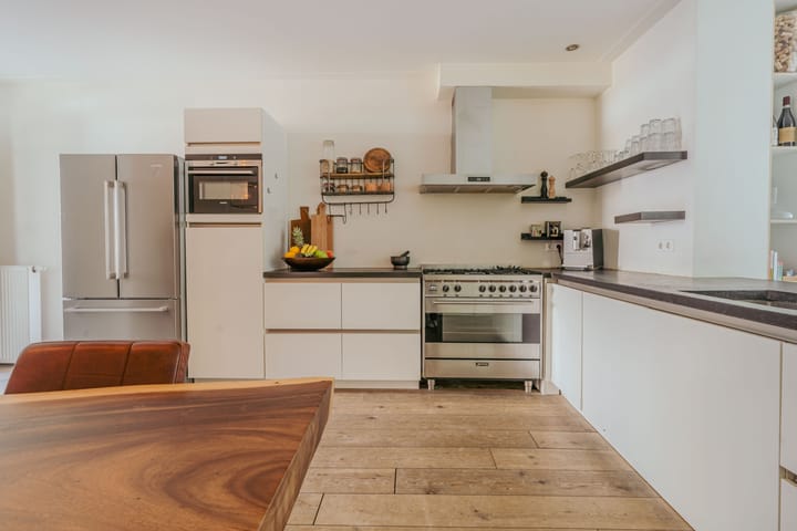 Photo 10 of Curaçaostraat 92-H